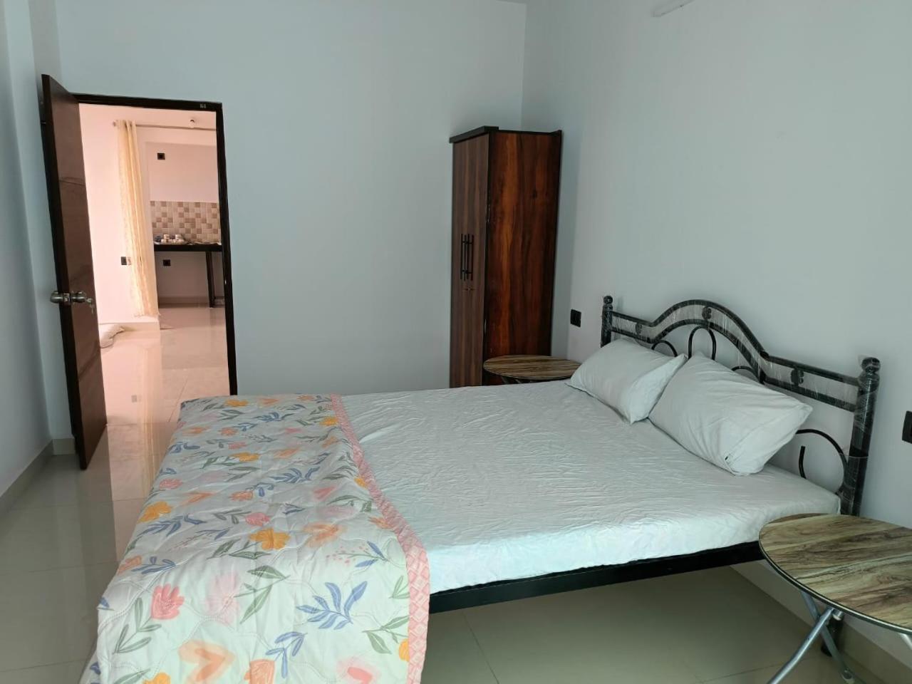 Zanita Heights Seaview Apartment Bogmalo Eksteriør bilde