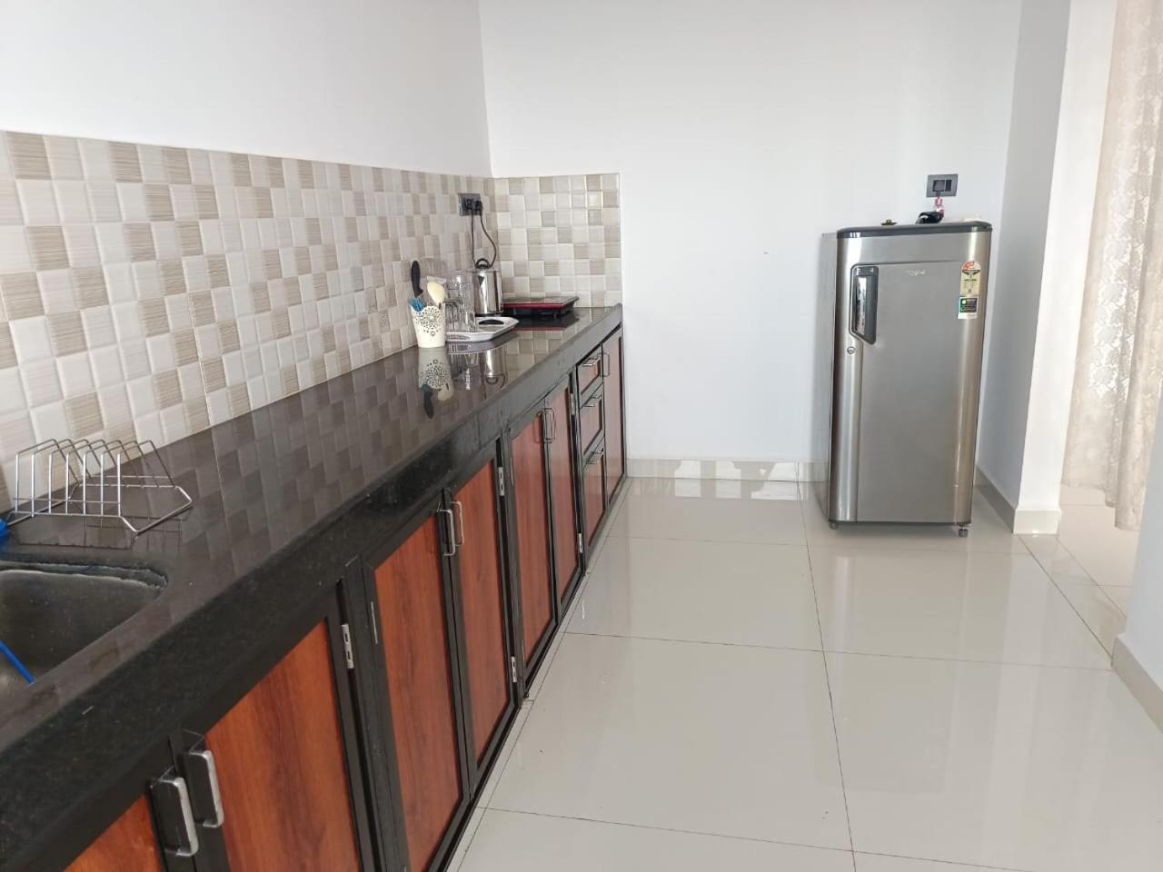 Zanita Heights Seaview Apartment Bogmalo Eksteriør bilde